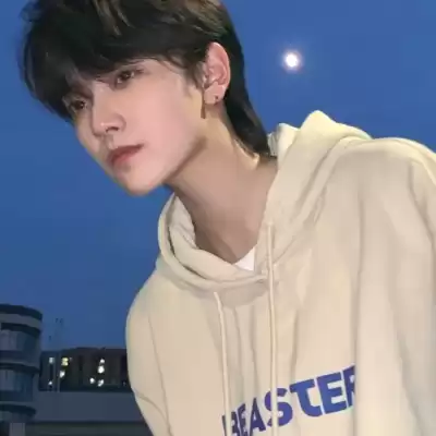 曾雅彤
